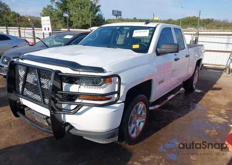 2019 Chevrolet Silverado 1500 Ld Silverado Custom z USA, uszkodzony, nr VIN 2GCVKMEC7K1243970